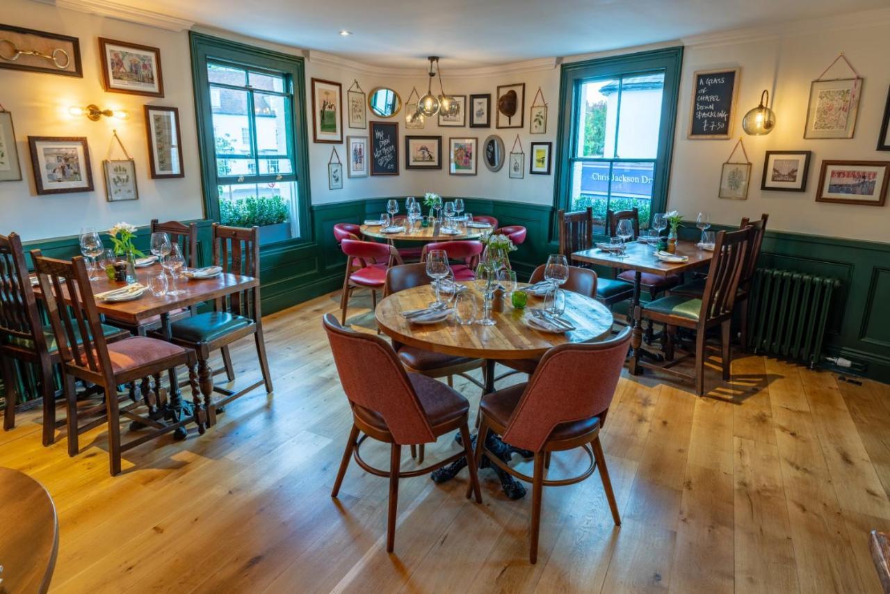 Albert Arms Esher Dış mekan fotoğraf