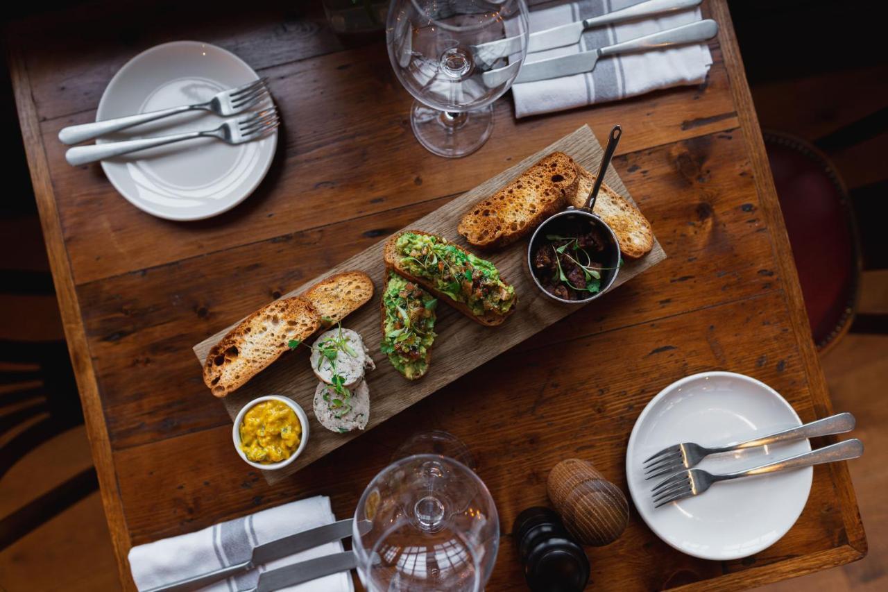 Albert Arms Esher Dış mekan fotoğraf